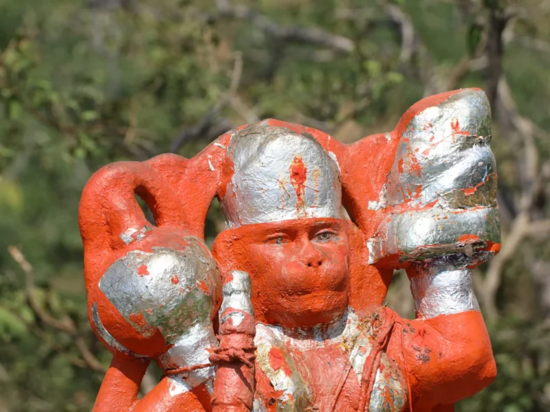 La grande place d’Hanuman chez les boxeurs