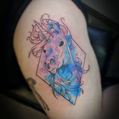 tatouage-art-wave-licorne